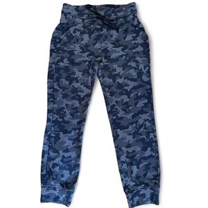Lululemon‎ grey camo joggers with elastic waistband and drawstring